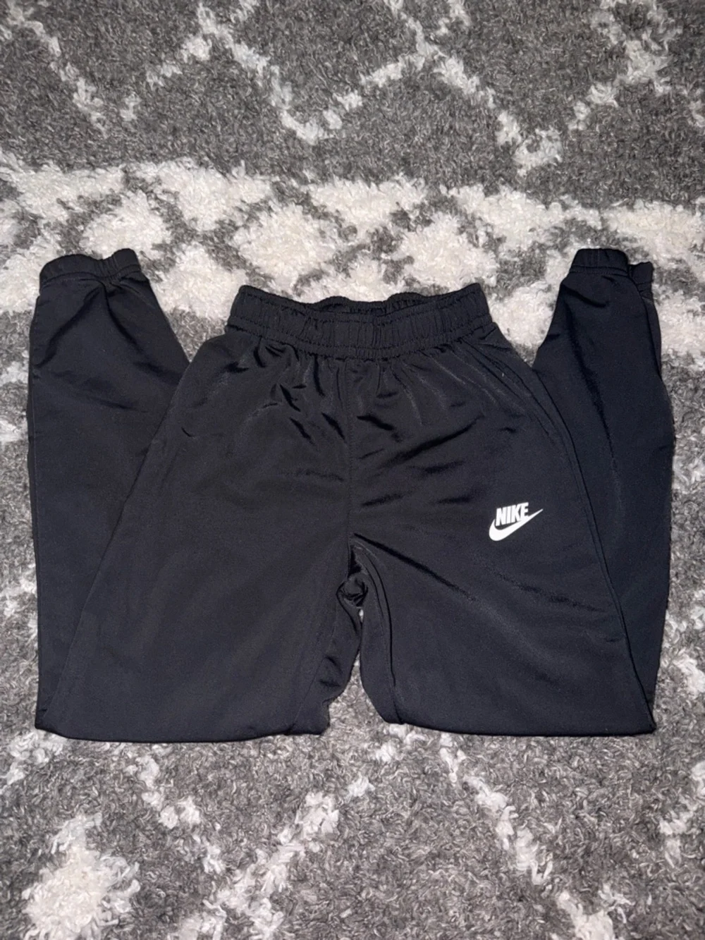 EUC Nike Boy’s Black & White Logo Track Jacket and Pants Set - M - Picture 6 of 8